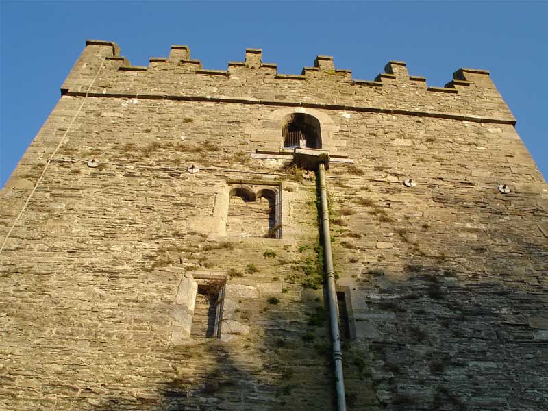 Photo 4 - Click to Close